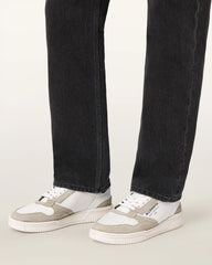 Regan Low Top Sneakers