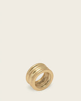 Janna Ring