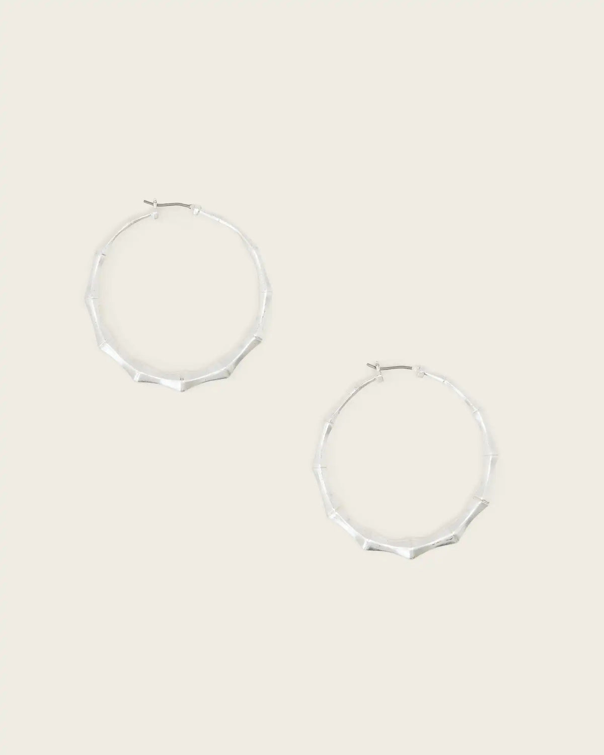 Clara Medium Hoop Earrings