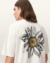 Petals Boxy Short Sleeve Graphic T-Shirt