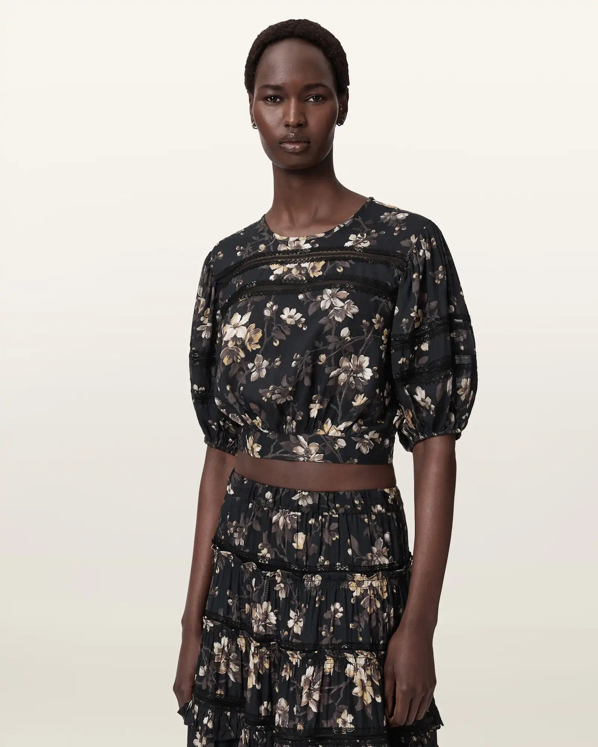 Peony Lace Trim Cropped Top