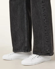 Underground Leather Low Top Sneakers
